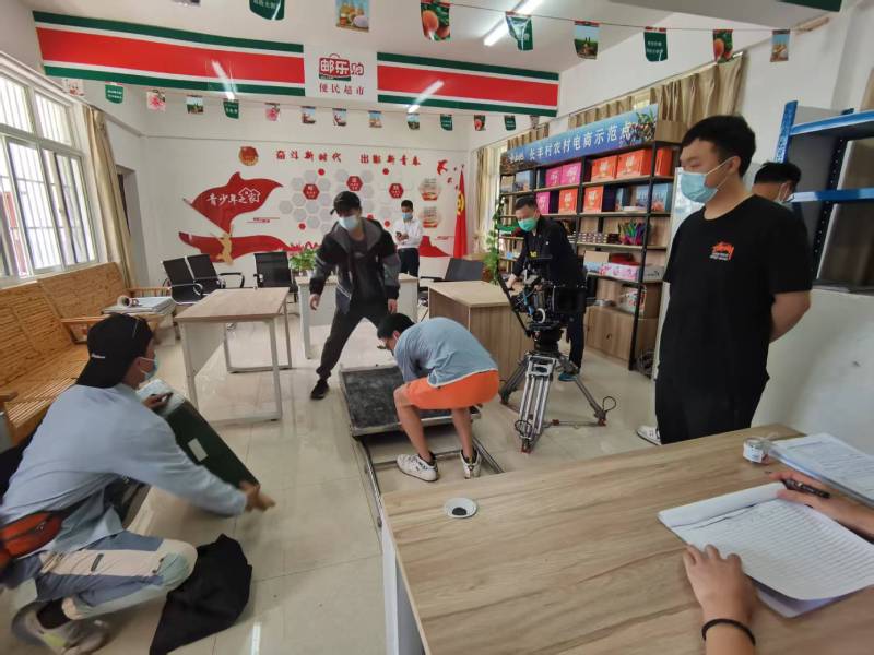 追星女孩心理学分析报告：申扎县广告片拍摄公司揭秘饭圈应援式传播逻辑